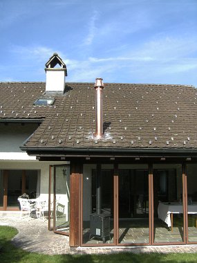 Kamin_ueber_Dach (211)