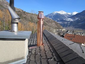 Kamin_ueber_Dach (44)