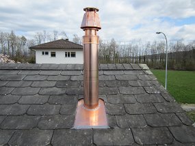 Kamin_ueber_Dach (79)