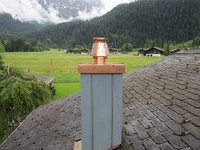 Kamin_ueber_Dach (20)