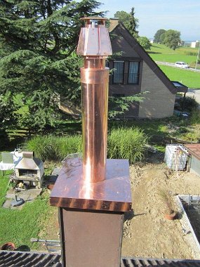 Kamin_ueber_Dach (37)